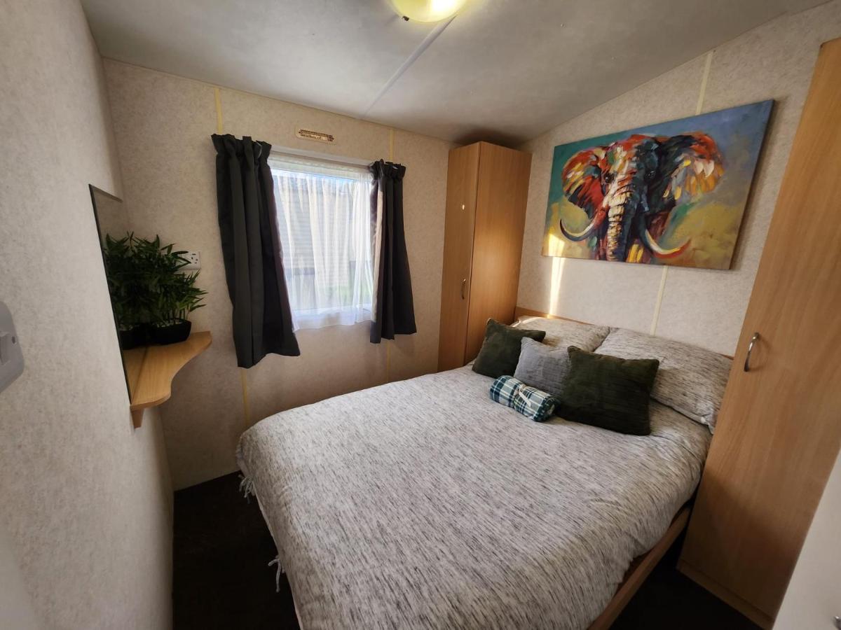 Comfy Caravan On Marine Park Hotel Rhyl Ngoại thất bức ảnh